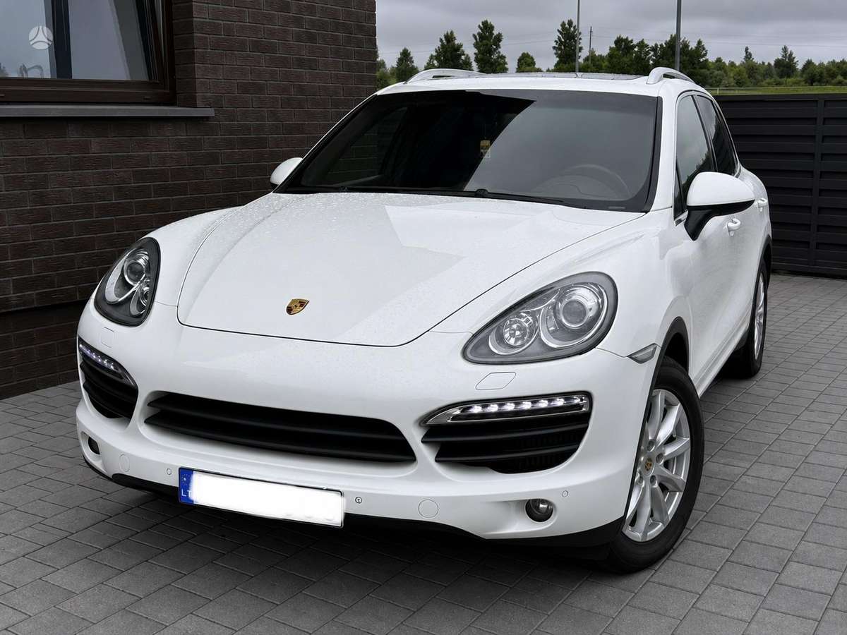 Porsche Cayenne - 4