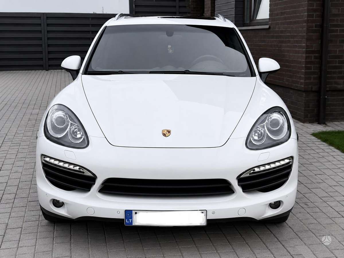 Porsche Cayenne - 6