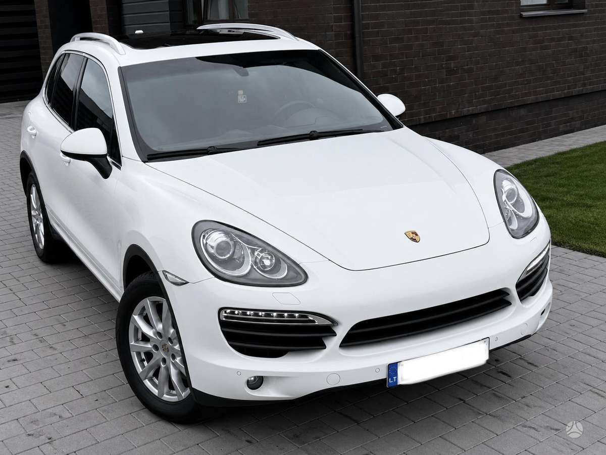 Porsche Cayenne - 7