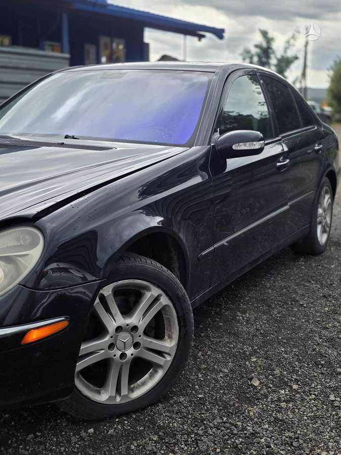 Mercedes-Benz E klasė dalimis