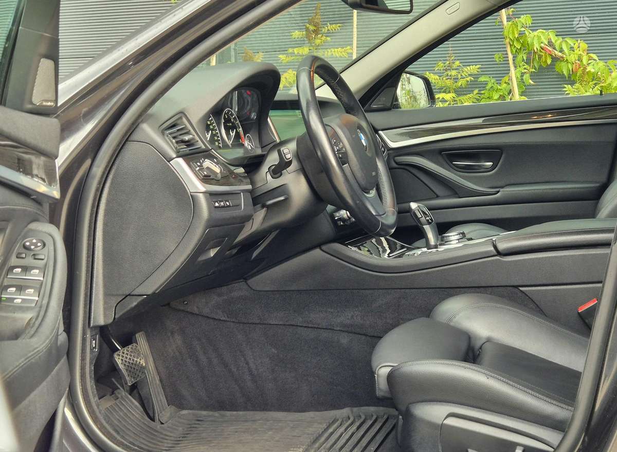 BMW 520, 2.0 l., wagon