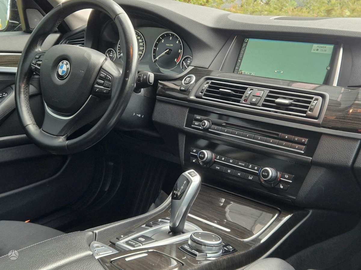 BMW 520, 2.0 l., wagon