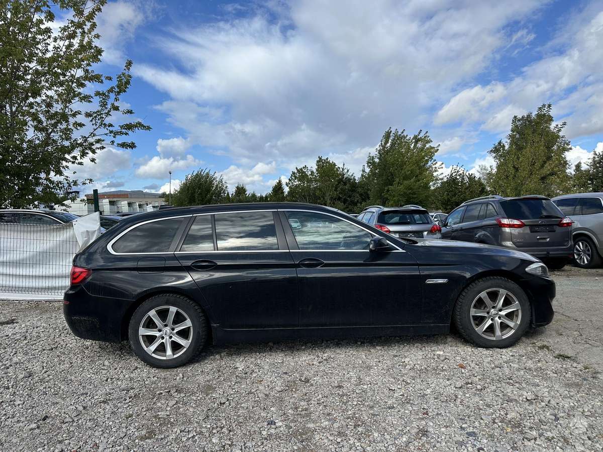 BMW 520, 2.0 l., universalas
