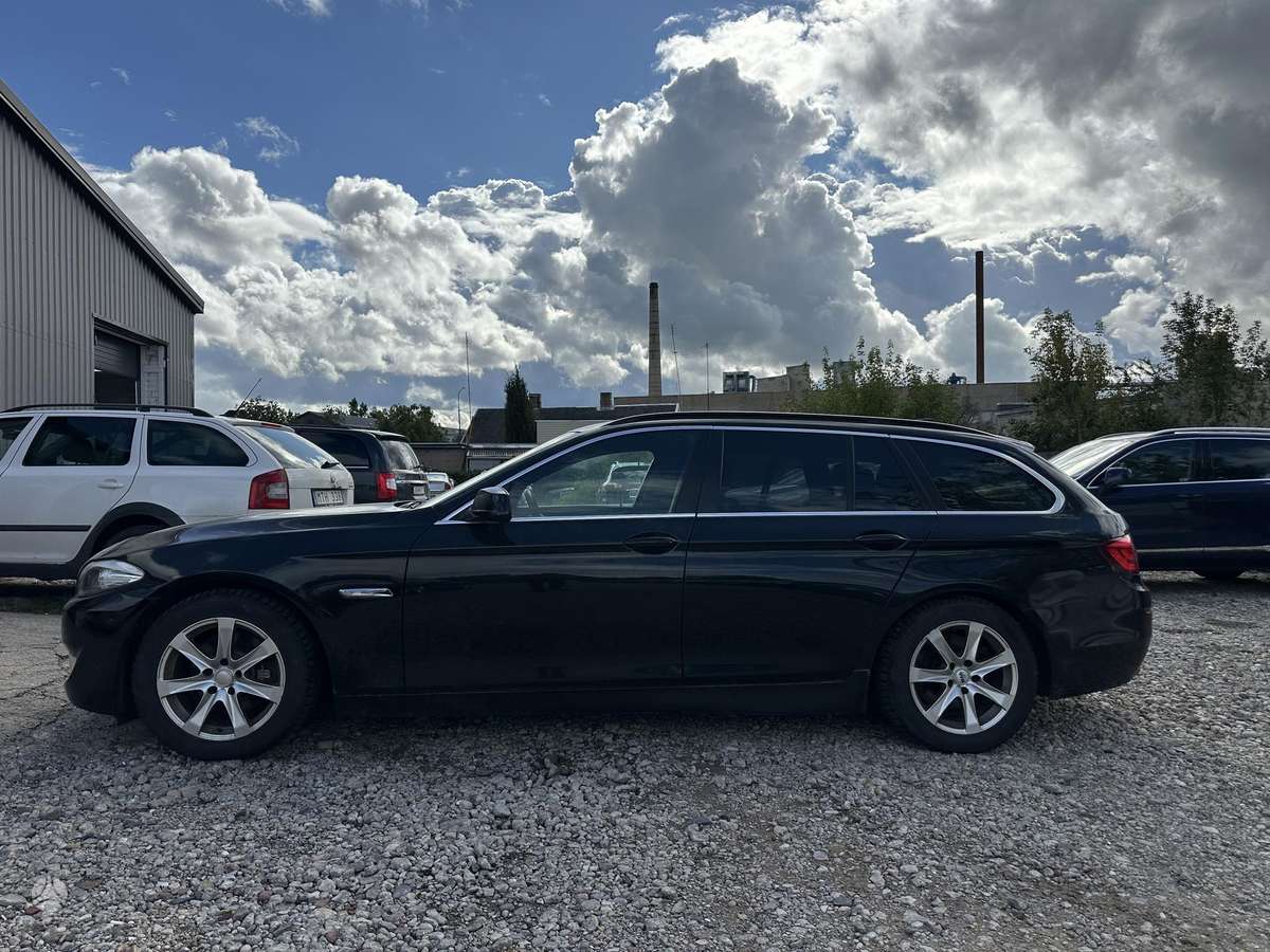 BMW 520, 2.0 l., wagon