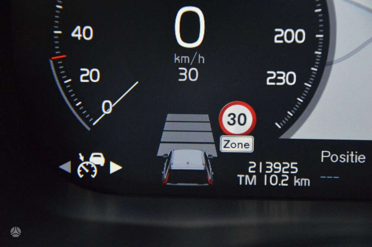 Volvo XC60 - 11