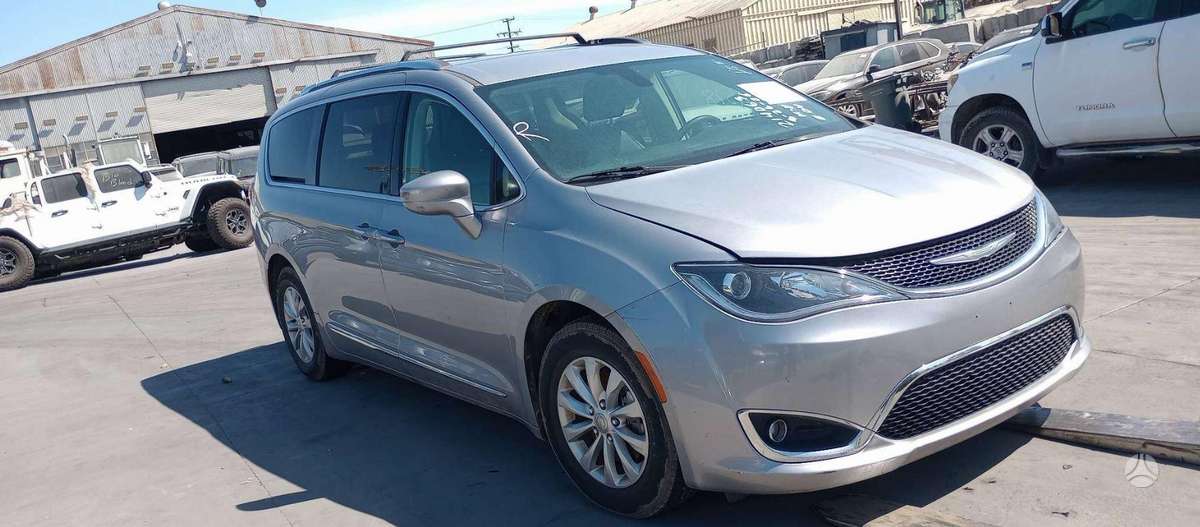 Chrysler Pacifica, 3.6 l., Минивэн