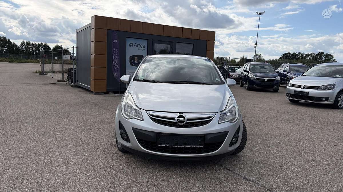 Opel Corsa, 1.3 l., Хэтчбек