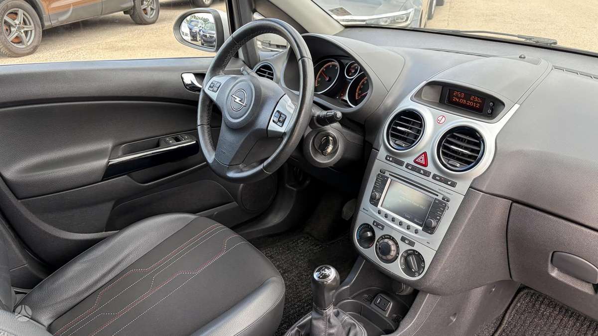 Opel Corsa, 1.3 l., Хэтчбек