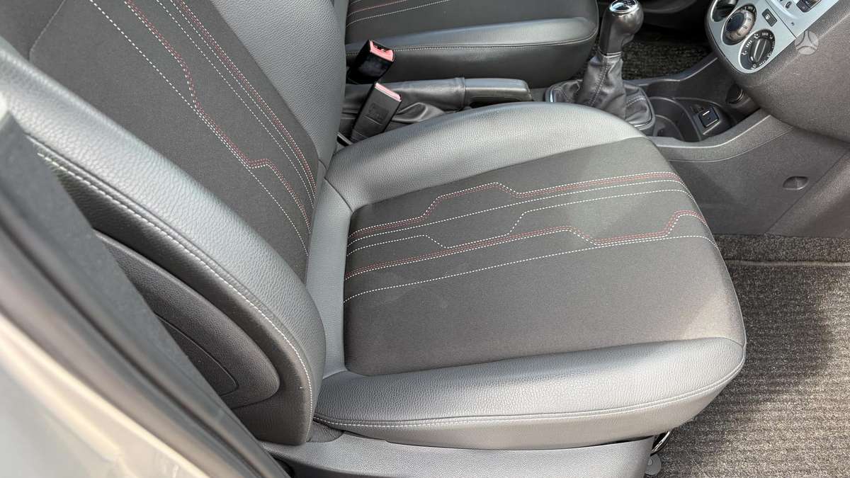 Opel Corsa, 1.3 l., hatchback