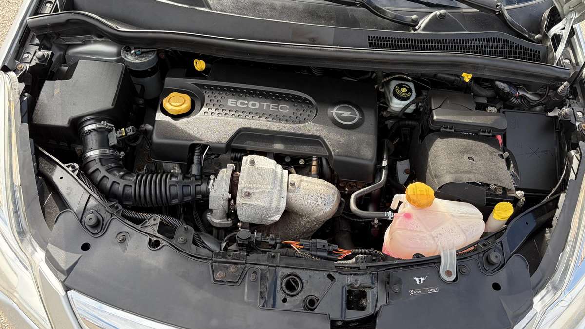 Opel Corsa, 1.3 l., Хэтчбек