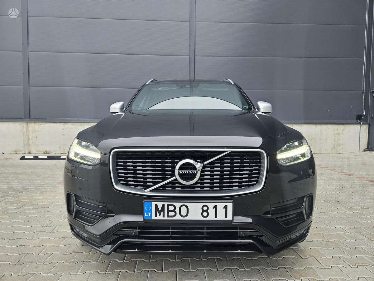 Volvo XC90 - 8