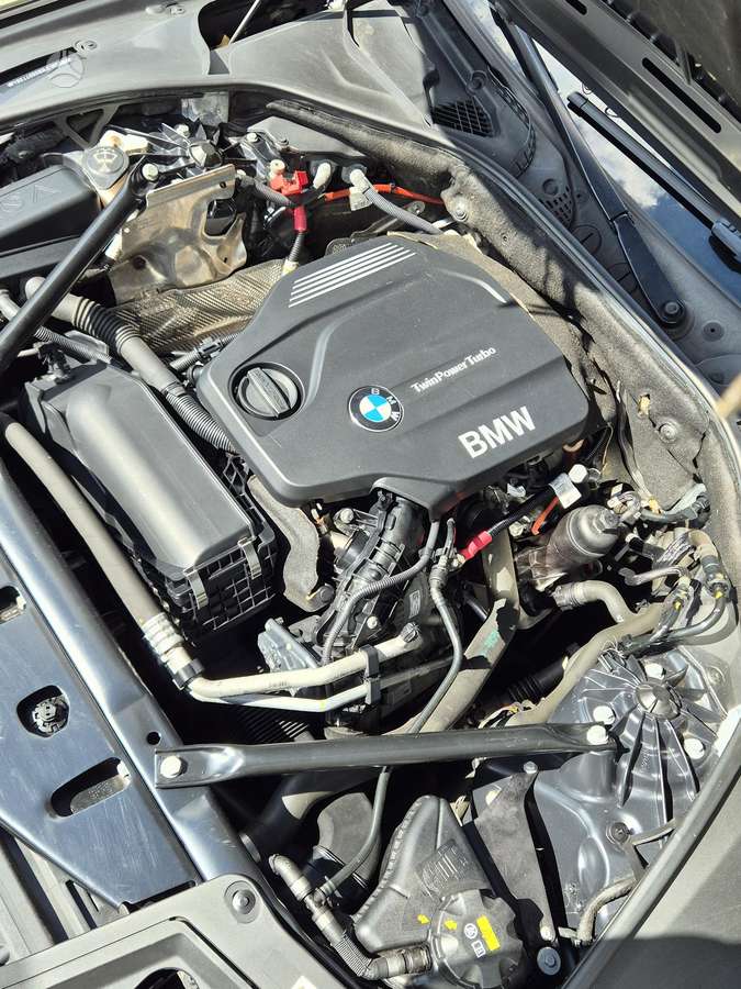 BMW 520, 2.0 l., wagon