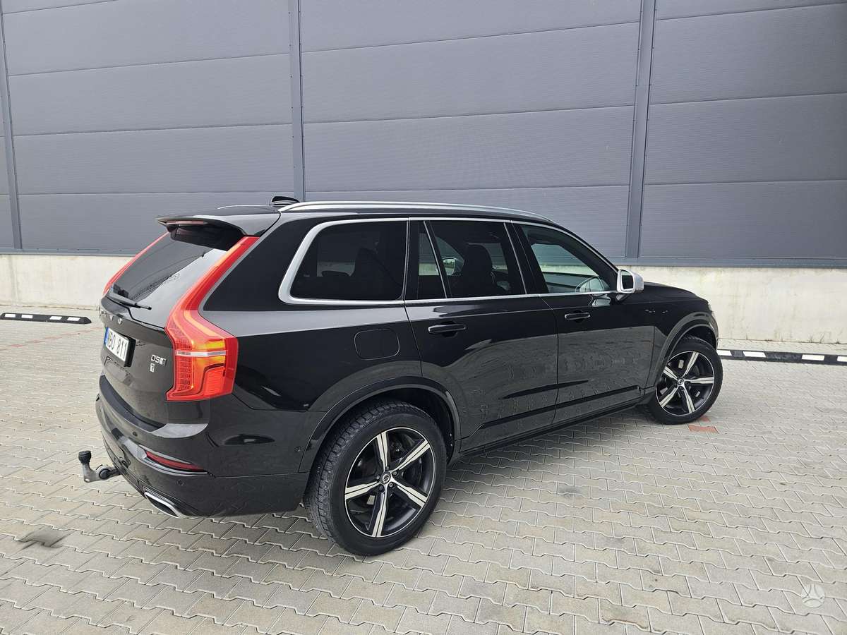Volvo XC90 - 10