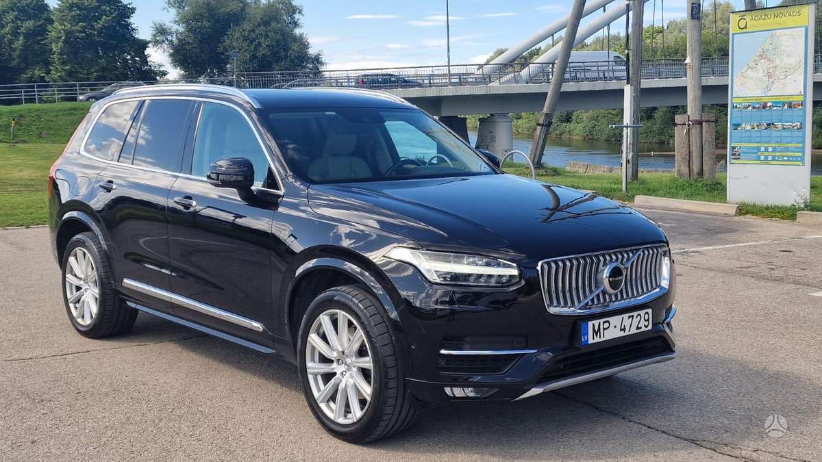 Volvo XC90 - 3