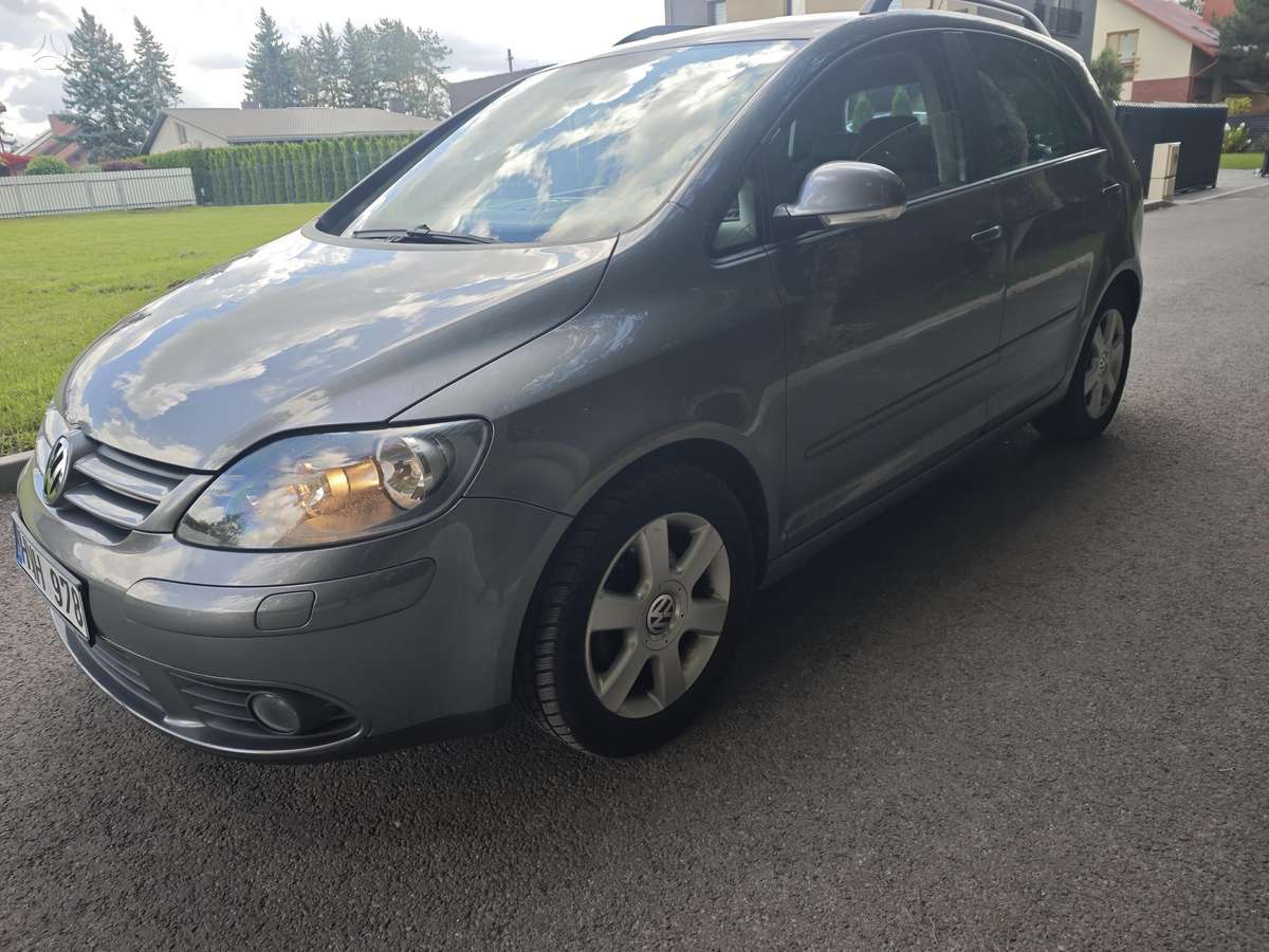 Volkswagen Golf Plus - 8