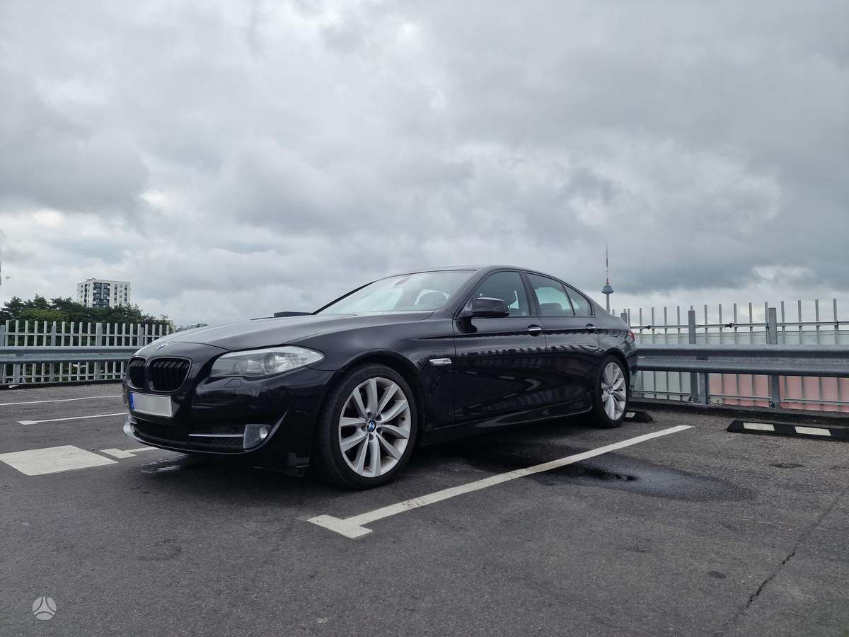 BMW 535, 3.0 l., Седан