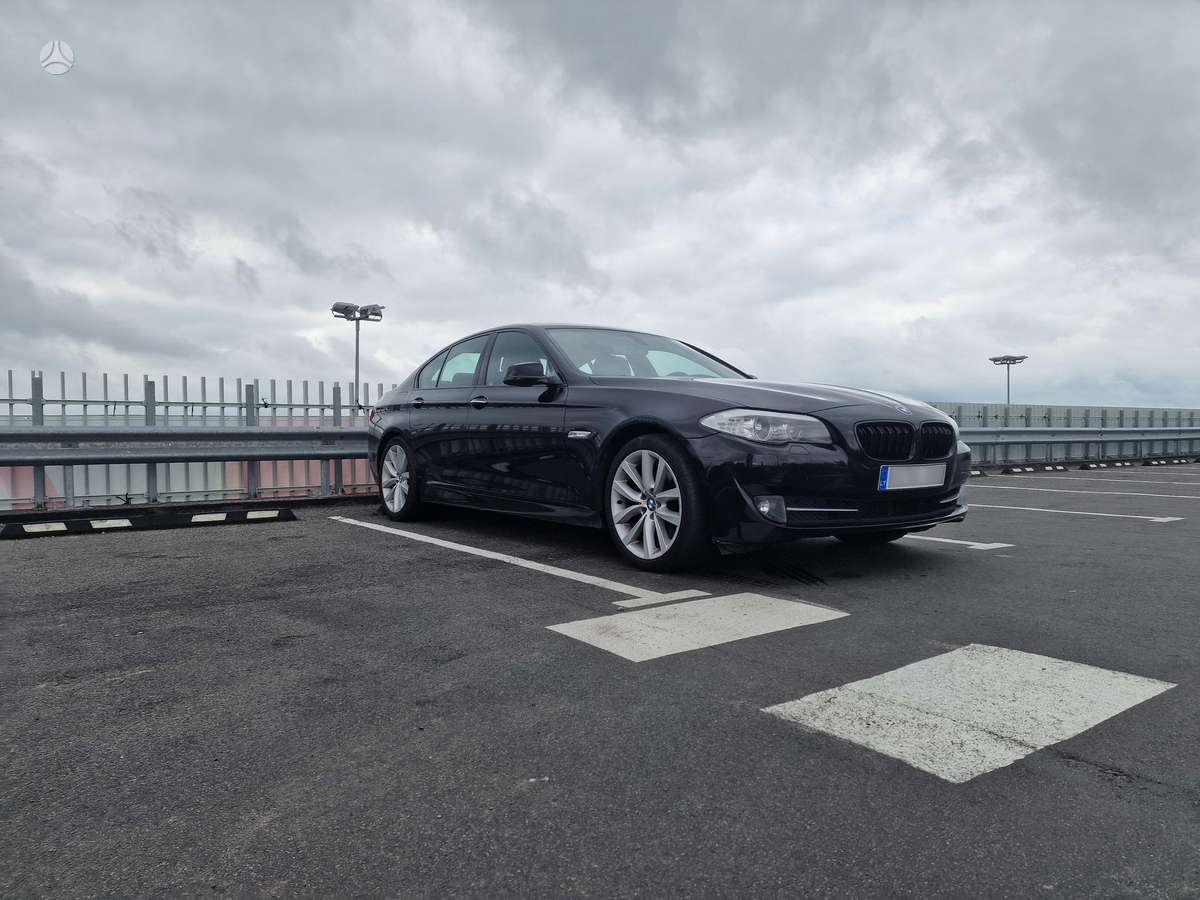 BMW 535, 3.0 l., Седан