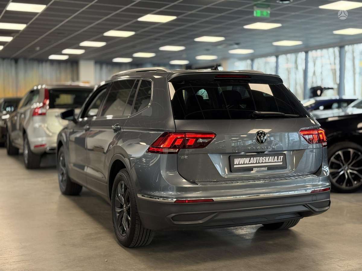 Volkswagen Tiguan - 5