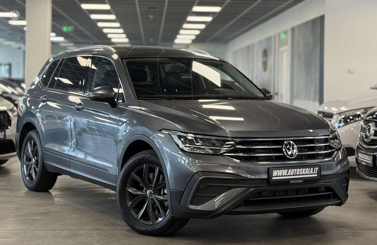 Volkswagen Tiguan - 12
