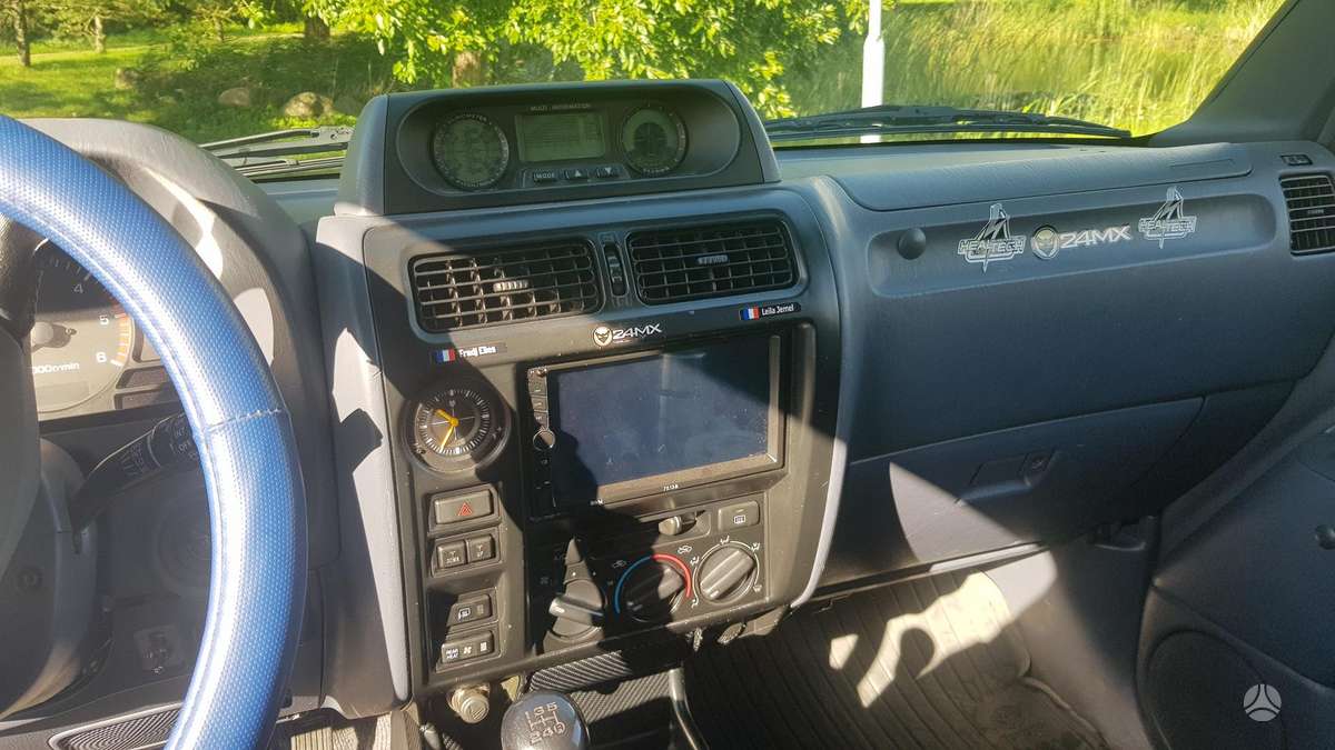 Toyota Land Cruiser - 8
