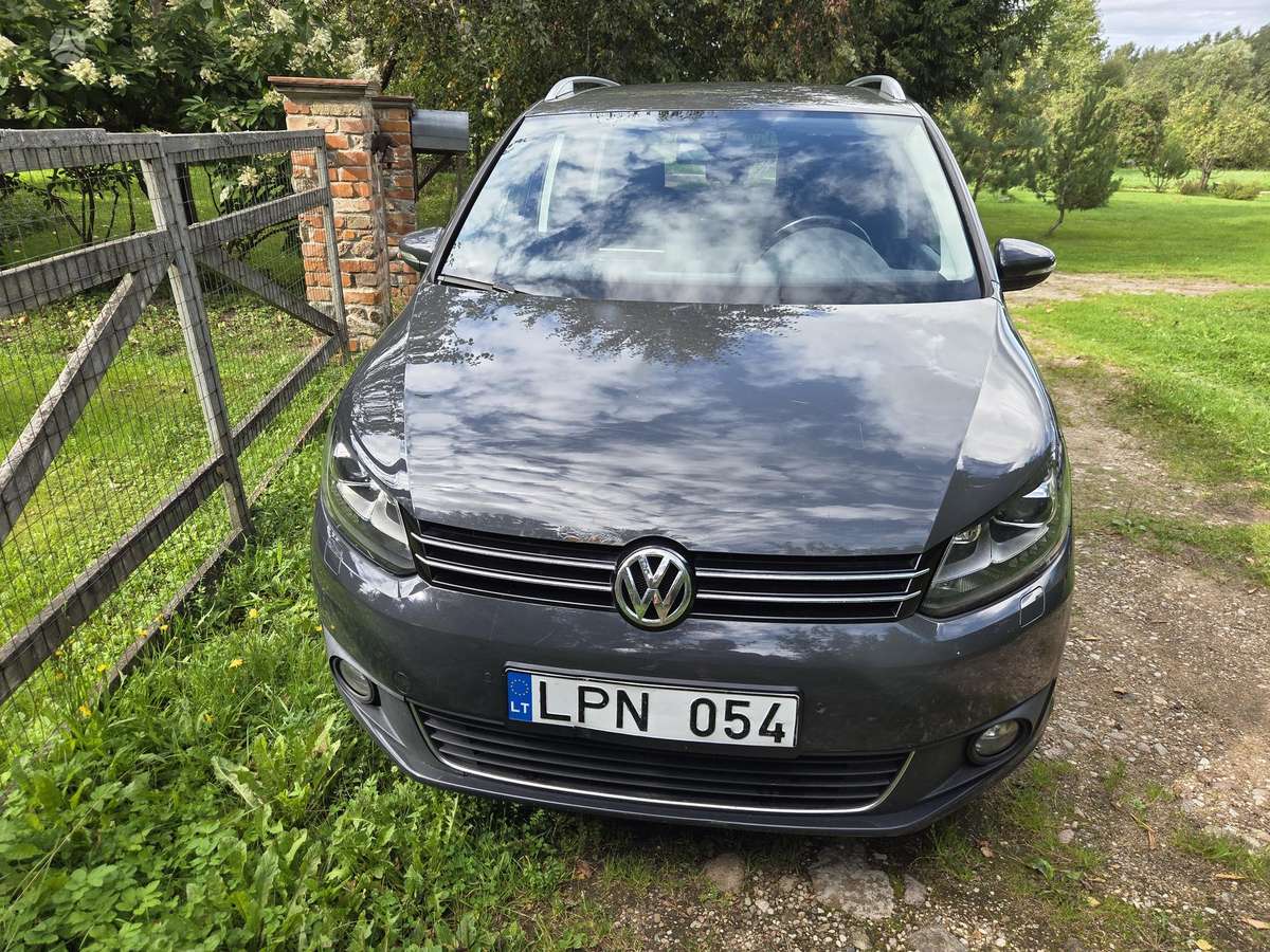 Volkswagen Touran - 2