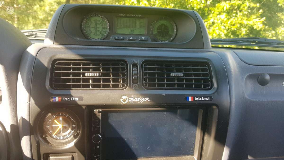Toyota Land Cruiser - 11