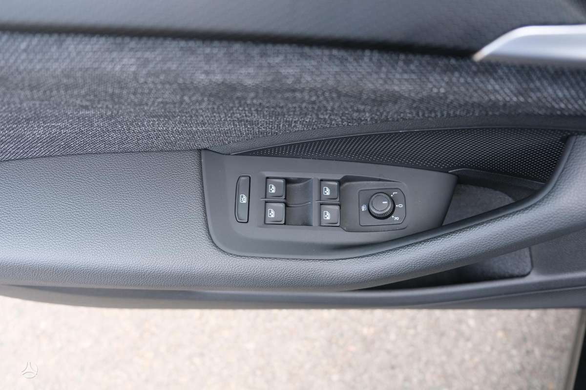 Skoda Superb, 1.5 l., hatchback