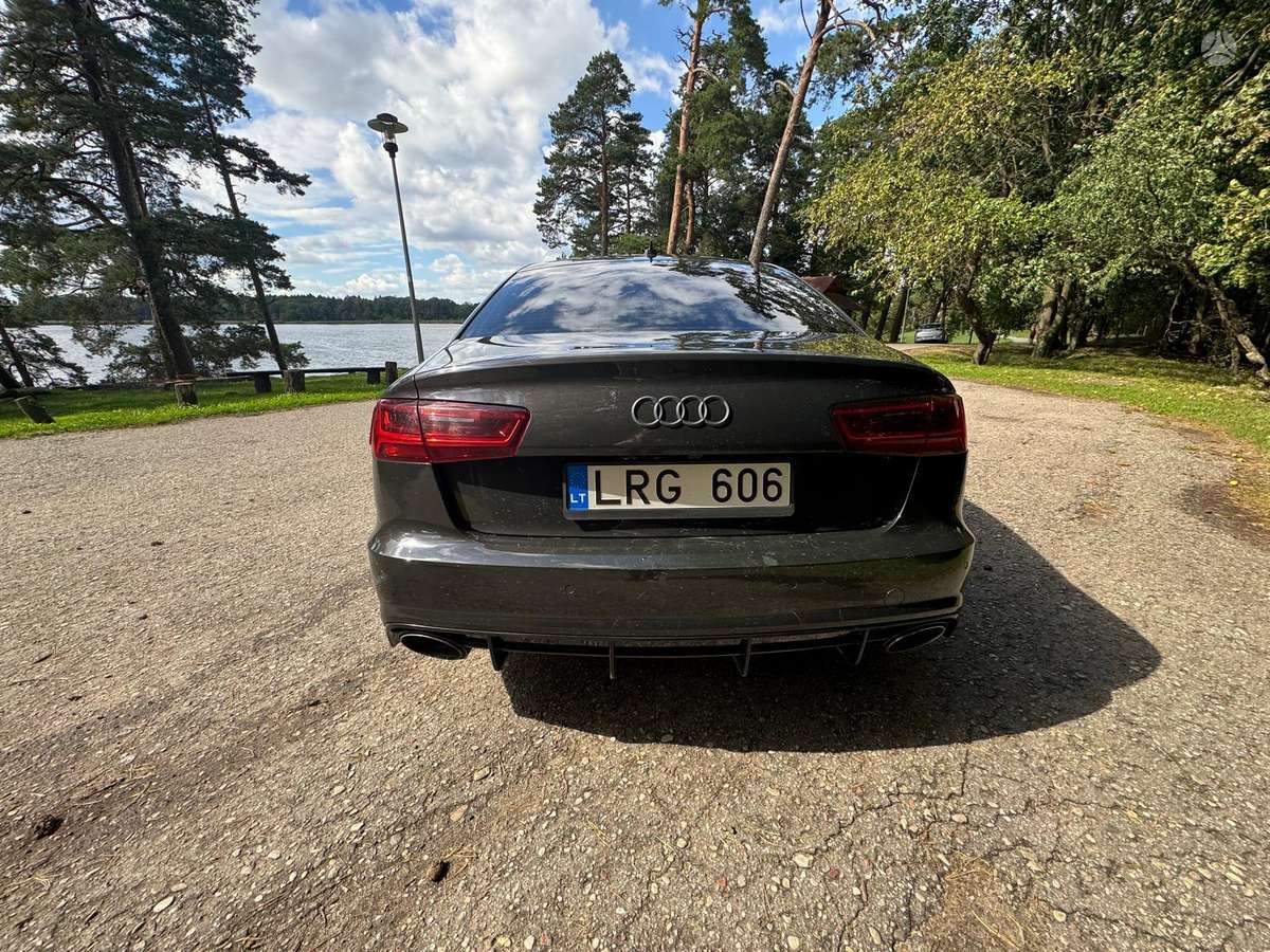 Audi A6 - 6