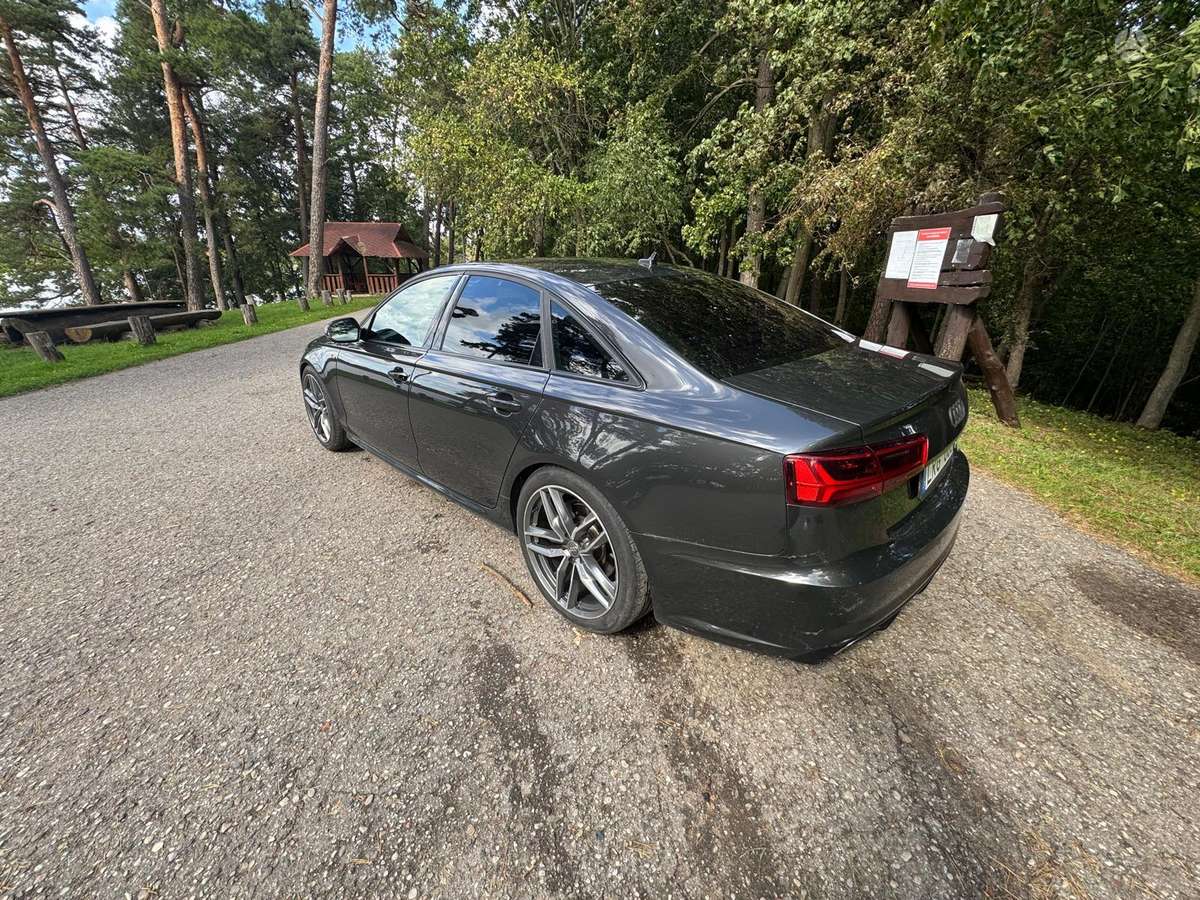Audi A6, 3.0 l., Седан