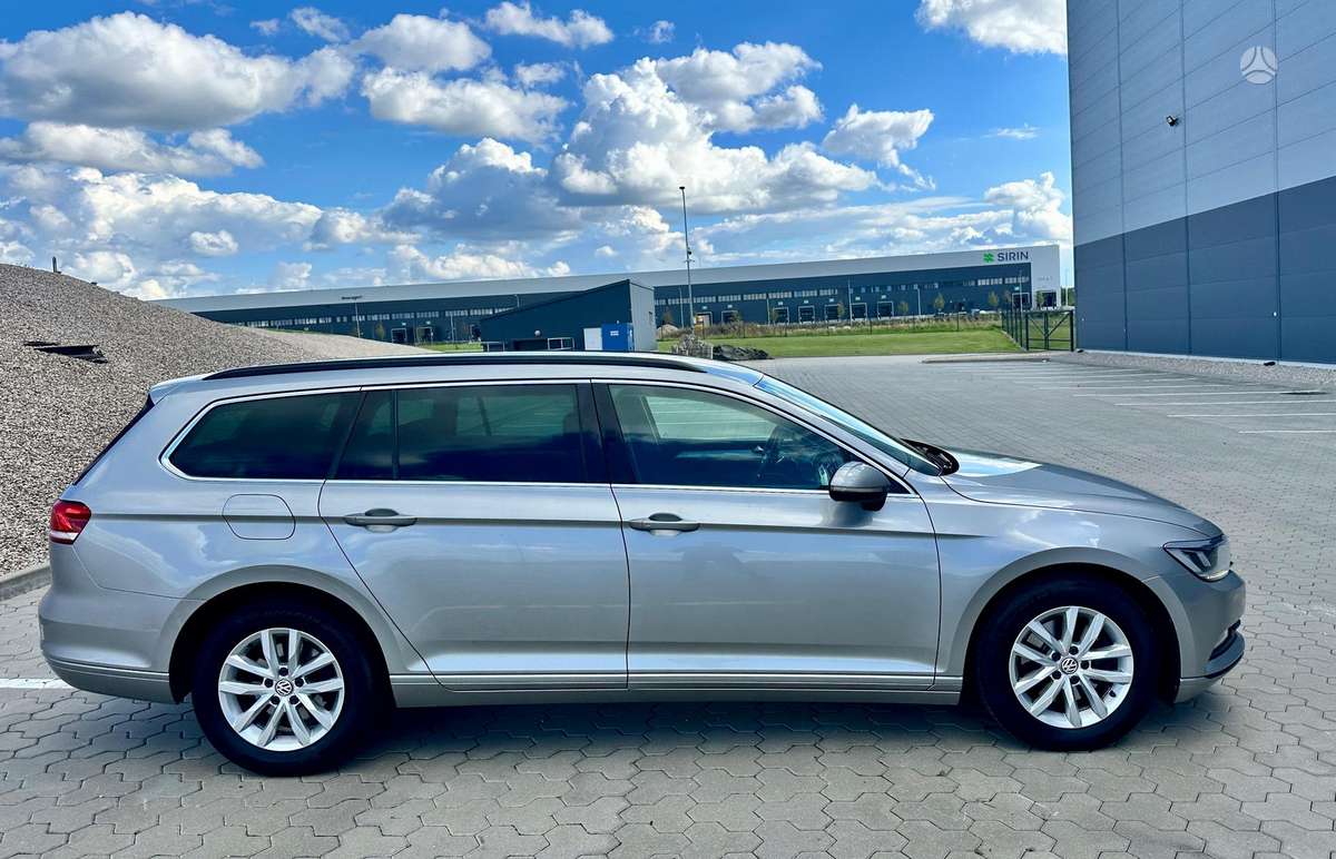 Volkswagen Passat, 2.0 l., Универсал