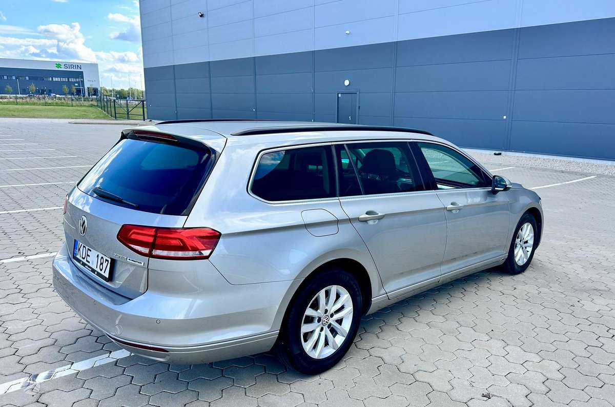 Volkswagen Passat, 2.0 l., Универсал