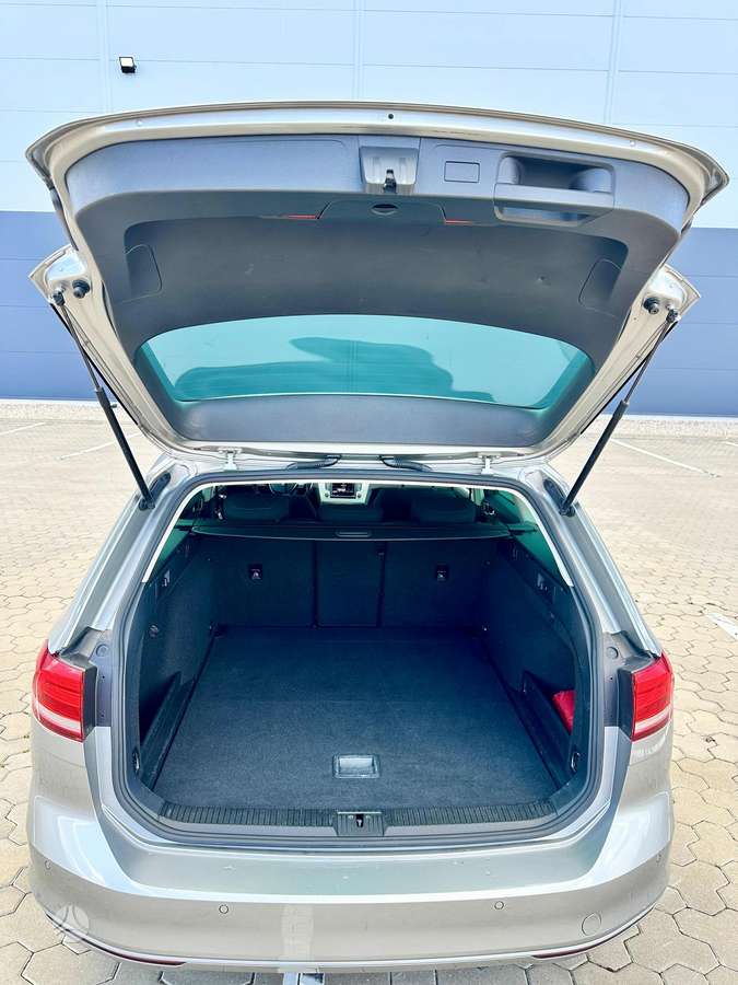 Volkswagen Passat, 2.0 l., Универсал