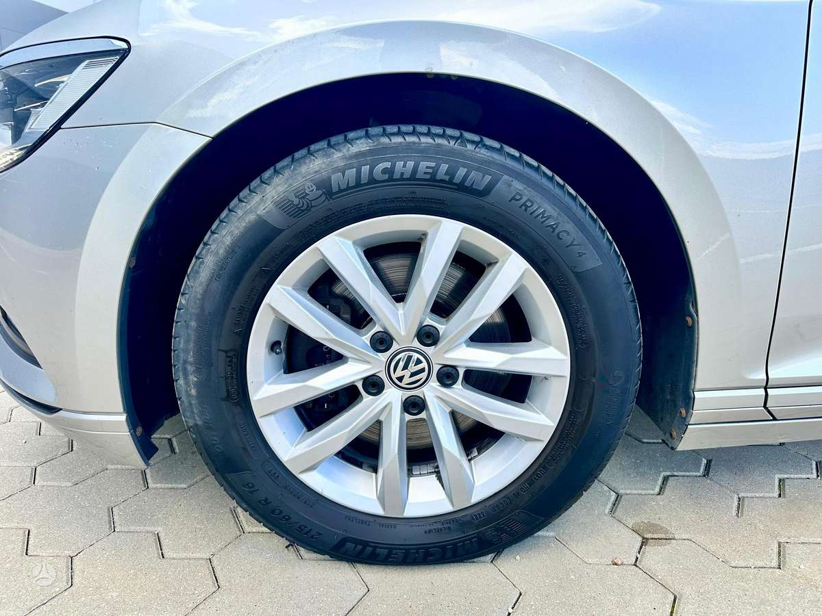 Volkswagen Passat, 2.0 l., Универсал