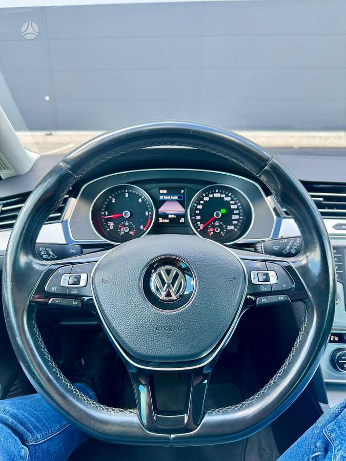 Volkswagen Passat, 2.0 l., Универсал