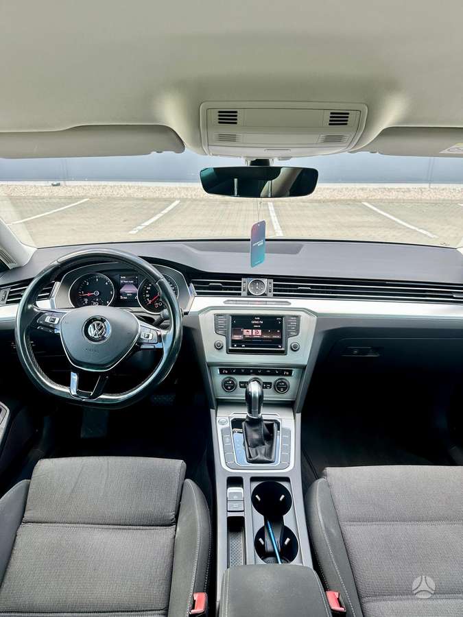 Volkswagen Passat, 2.0 l., Универсал