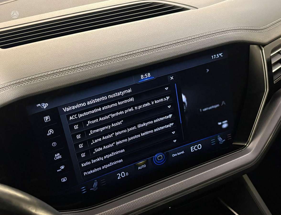 Volkswagen Touareg - 8