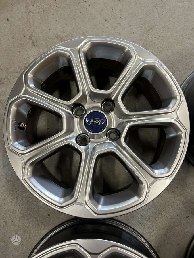 Ford EcoSport, light alloy, R16
