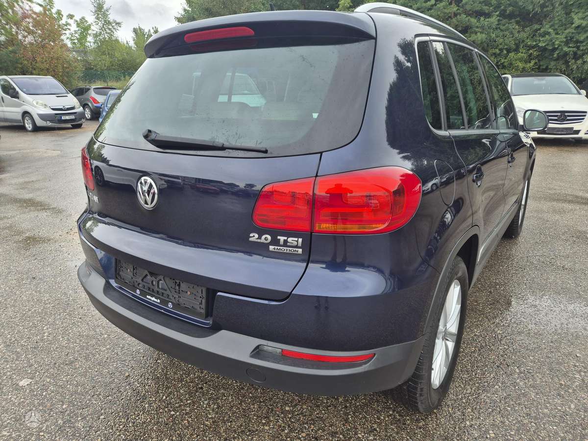 Volkswagen Tiguan - 5