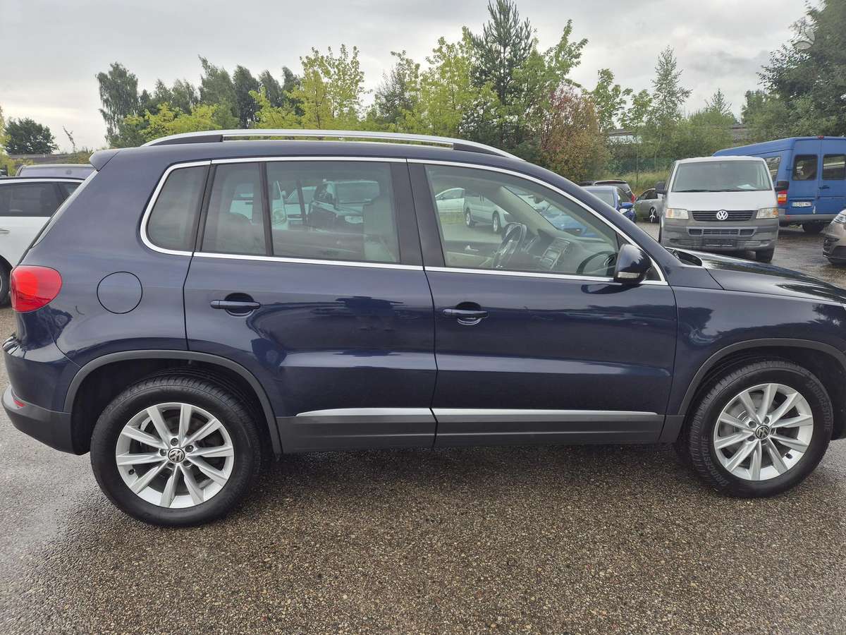 Volkswagen Tiguan - 6