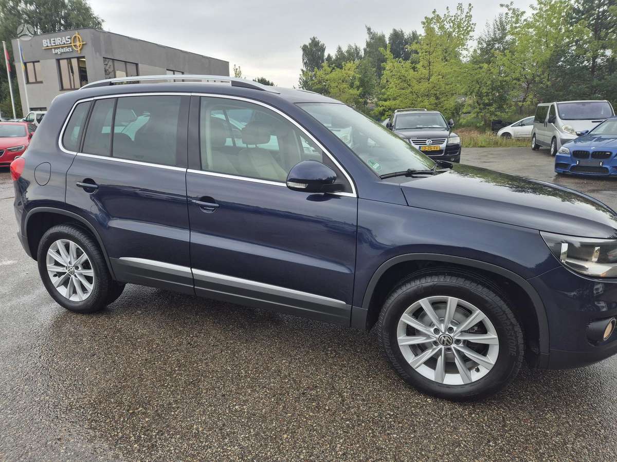 Volkswagen Tiguan - 7