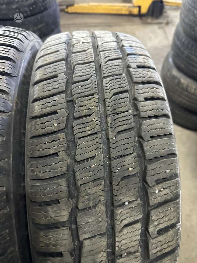 Kumho, winter 215/60 R17