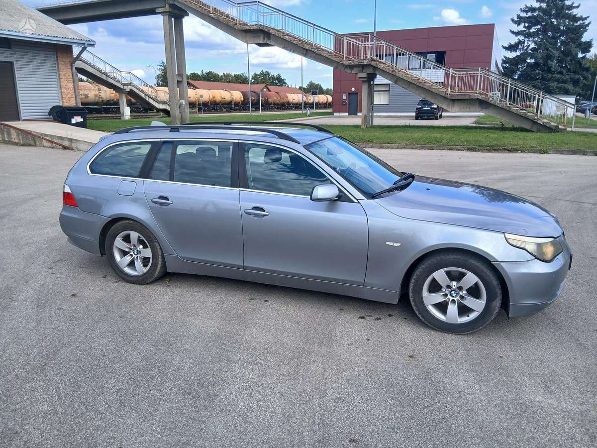 BMW 525, 2.5 l., Универсал