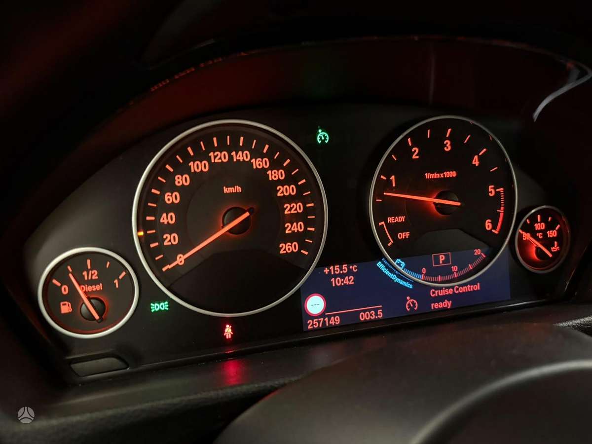 BMW 330, 3.0 l., Универсал