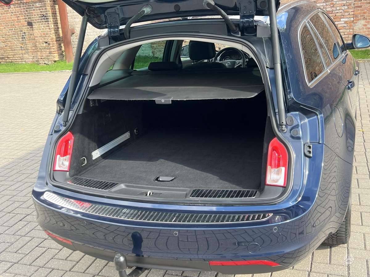 Opel Insignia, 2.0 l., Универсал