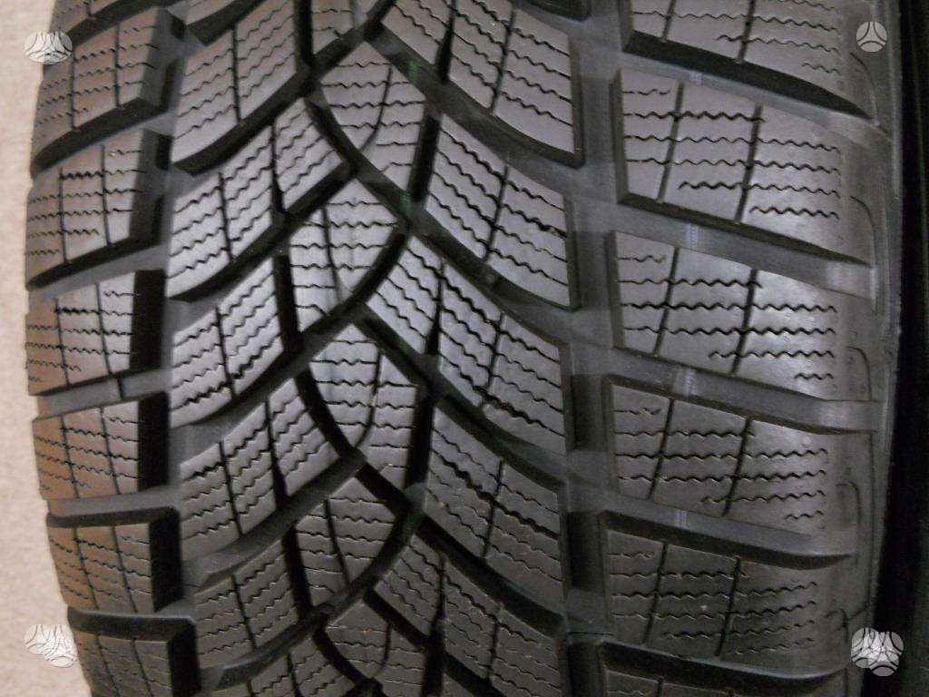 Goodyear 95% Performance GEN-1, всесезонные 265/40 R20