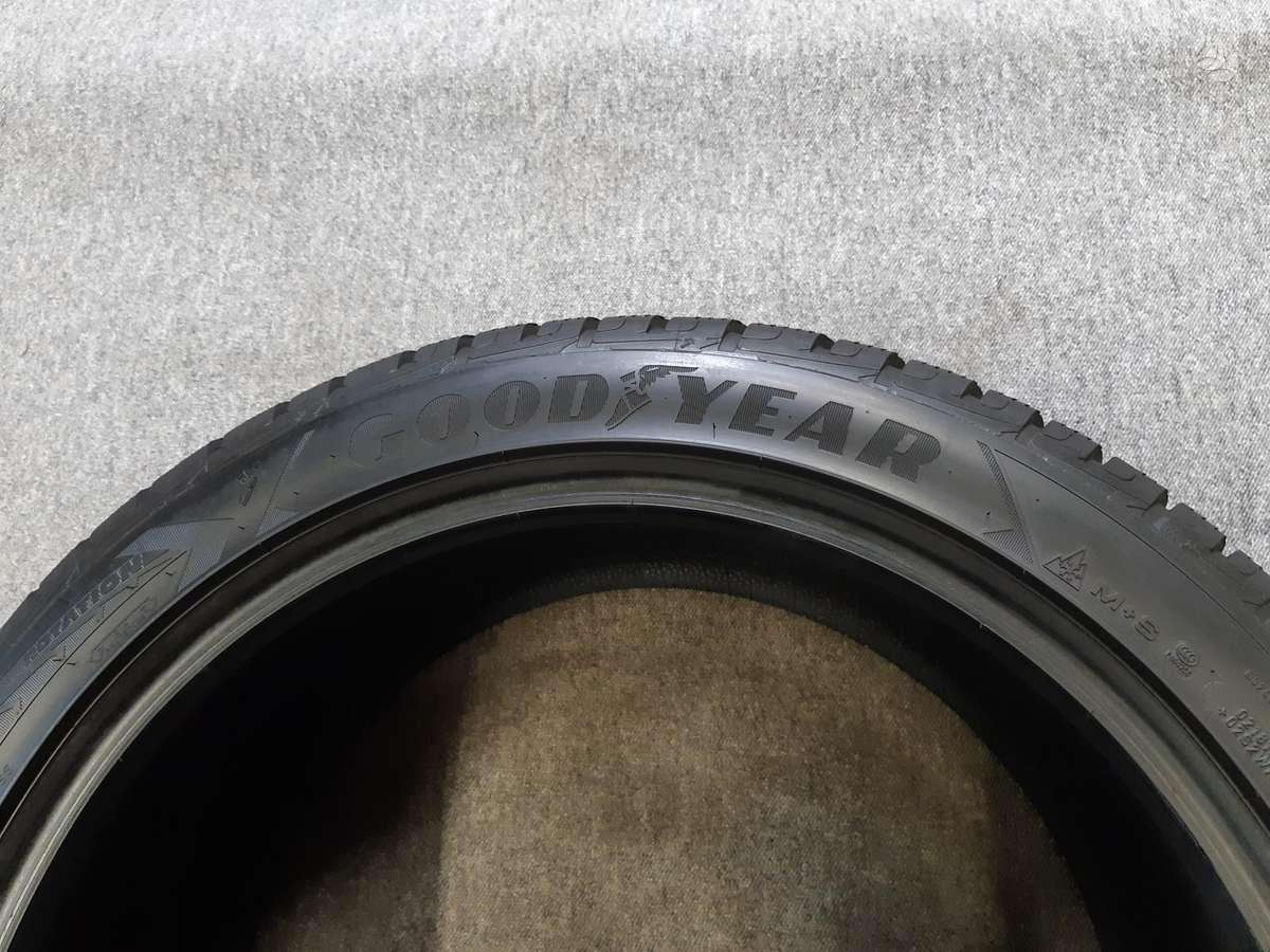 Goodyear 95% Performance GEN-1, всесезонные 265/40 R20