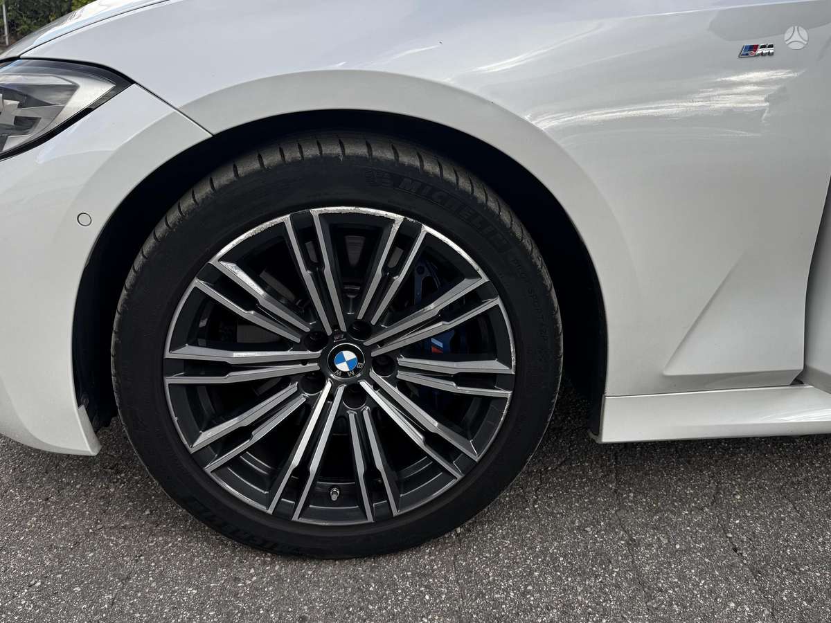 BMW 320, 2.0 l., Седан