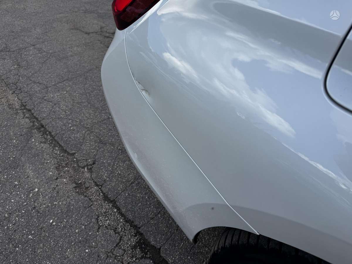 BMW 320, 2.0 l., Седан