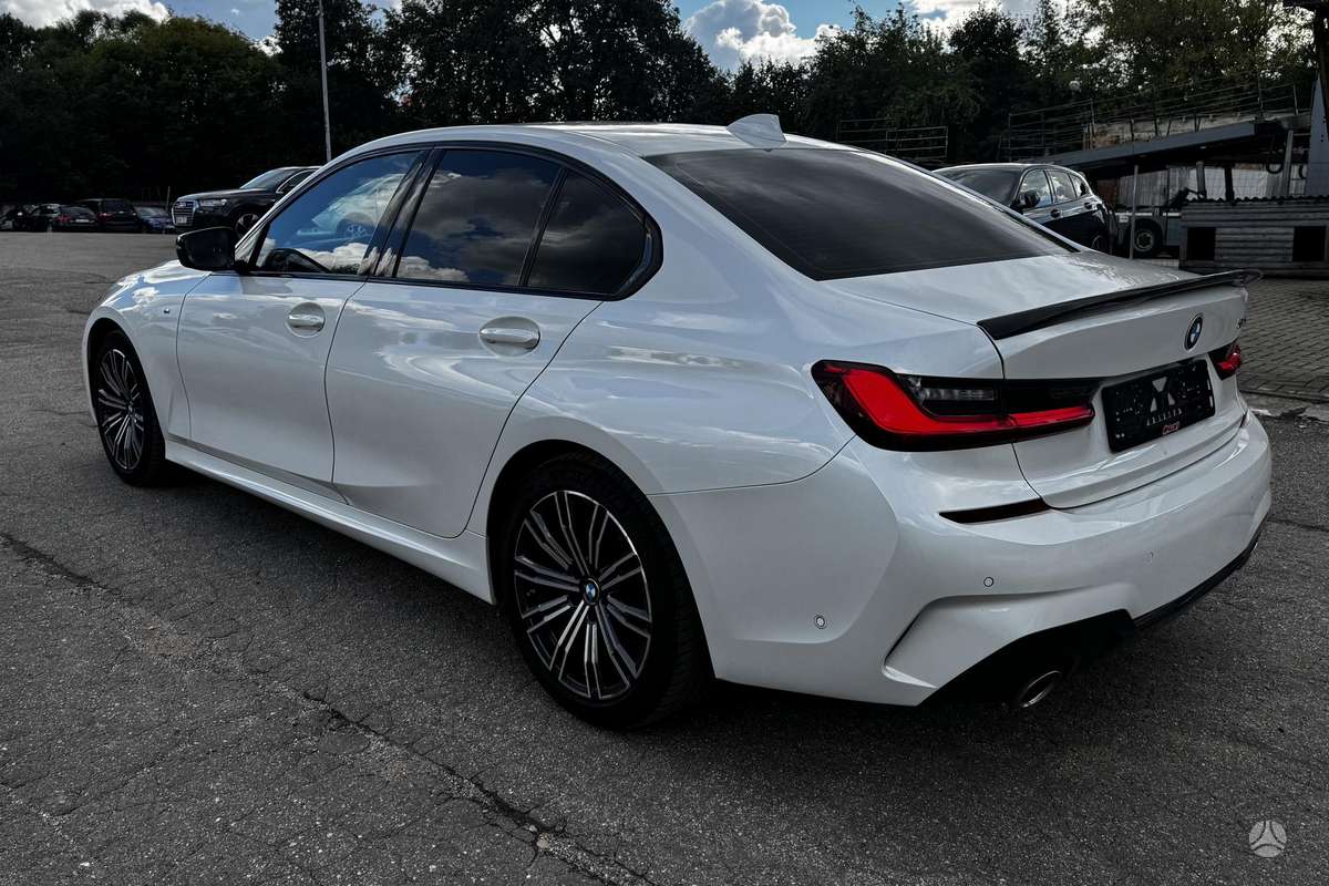 BMW 320, 2.0 l., Седан
