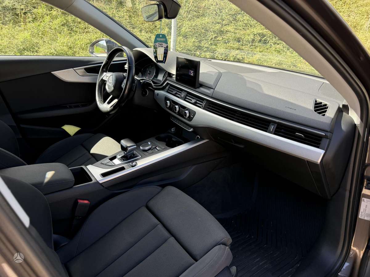 Audi A4, 2.0 l., Универсал